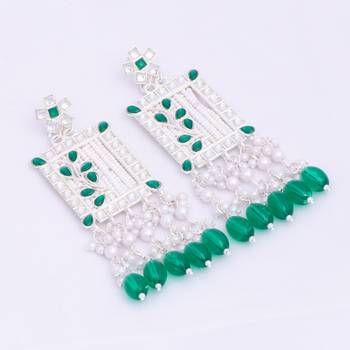 Kundan type zumka earring for girls 1