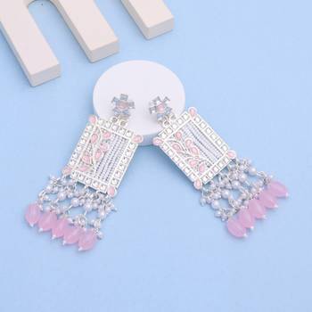Kundan type zumka earring for girls 4