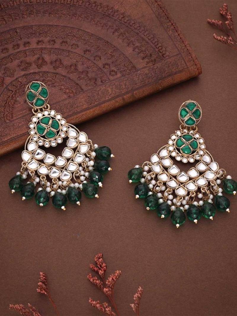 Kundan type zumka earring for girls