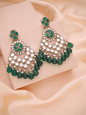 Kundan type zumka earring for girls 3
