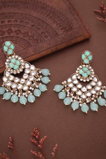 Kundan type zumka earring for girls