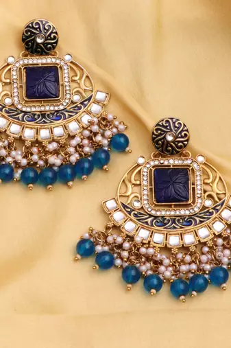 Kundan type zumka earring for girls