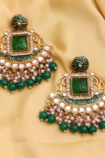 Kundan type zumka earring for girls
