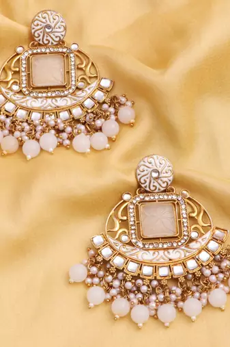 Kundan type zumka earring for girls