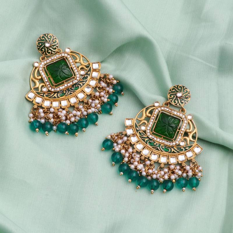 Kundan type zumka earring for girls