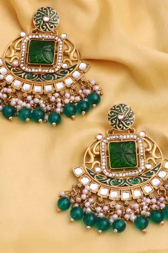 Kundan type zumka earring for girls