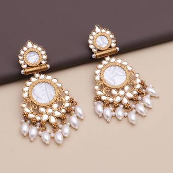 Kundan type zumka earring for girls 3