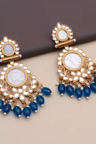 Kundan type zumka earring for girls