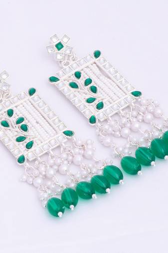 Kundan type zumka earring for girls