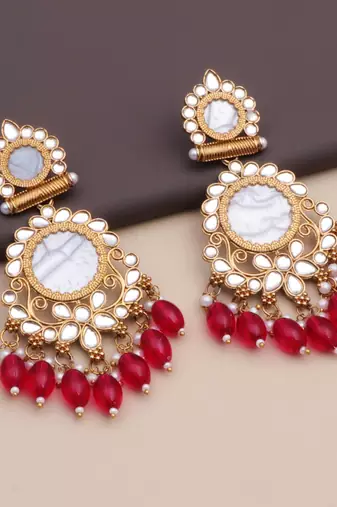 Kundan type zumka earring for girls