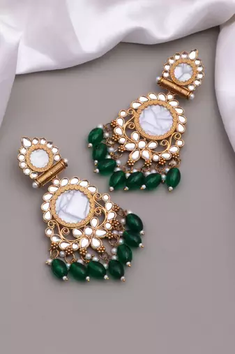 Kundan type zumka earring for girls