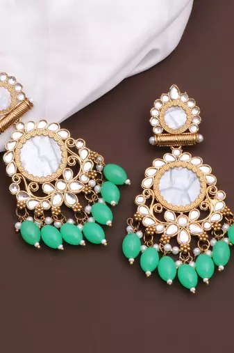 Kundan type zumka earring for girls