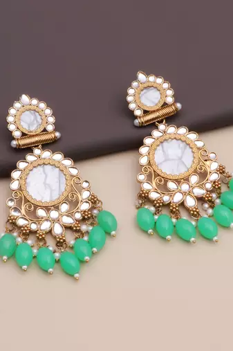 Kundan type zumka earring for girls