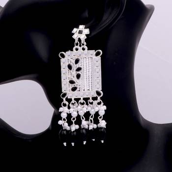Kundan type zumka earring for girls 3
