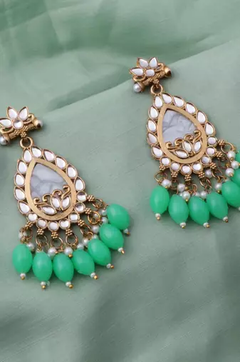Kundan type zumka earring for girls