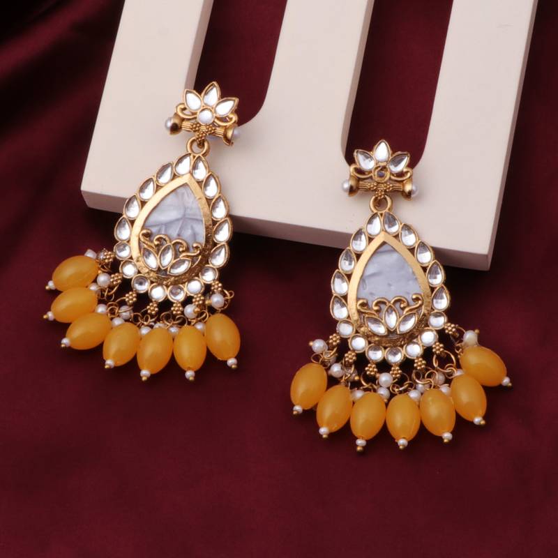 Kundan type zumka earring for girls