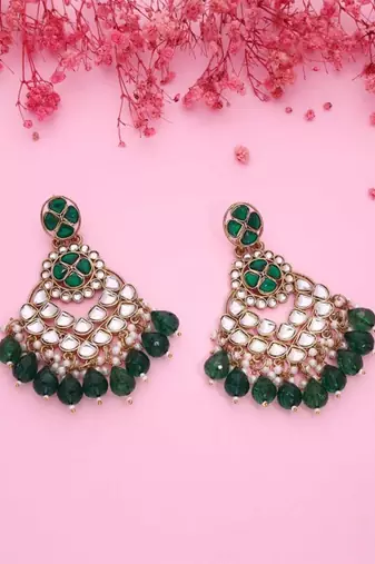 Kundan type zumka earring for girls