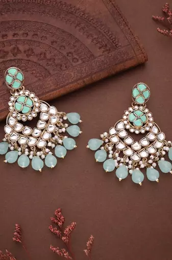 Kundan type zumka earring for girls