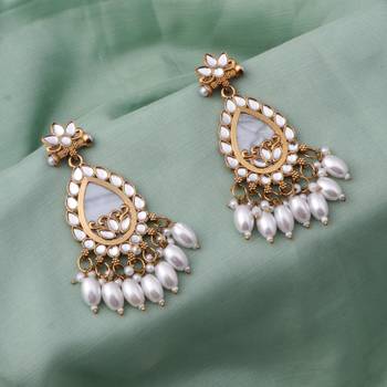 Kundan type zumka earring for girls 3