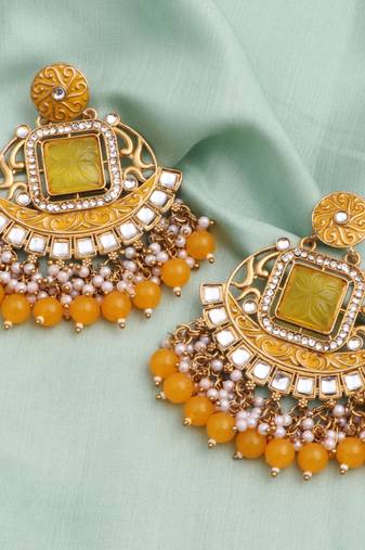 Kundan type zumka earring for girls