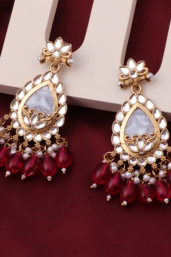 Kundan type zumka earring for girls