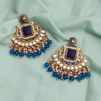 Kundan type zumka earring for girls 1