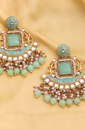 Kundan type zumka earring for girls