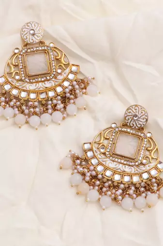 Kundan type zumka earring for girls