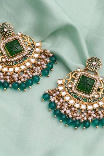 Kundan type zumka earring for girls