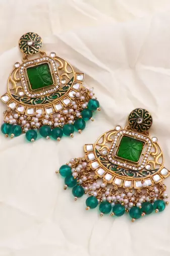 Kundan type zumka earring for girls