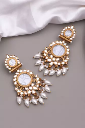 Kundan type zumka earring for girls