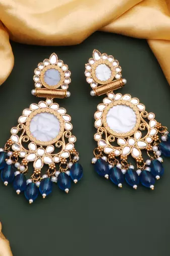 Kundan type zumka earring for girls