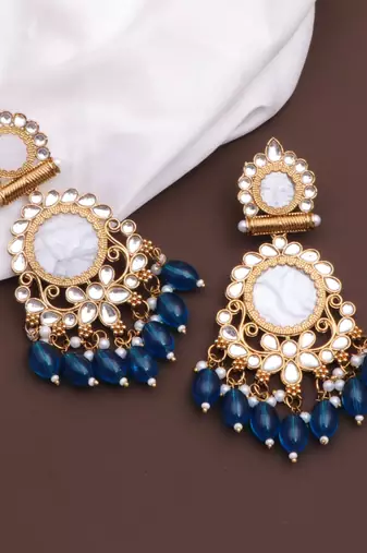Kundan type zumka earring for girls