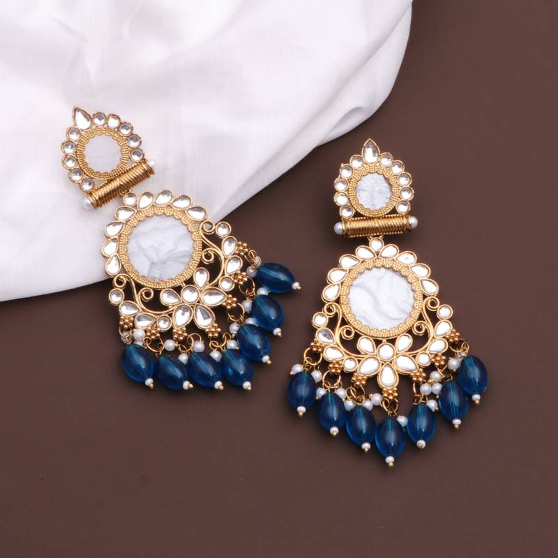 Kundan type zumka earring for girls