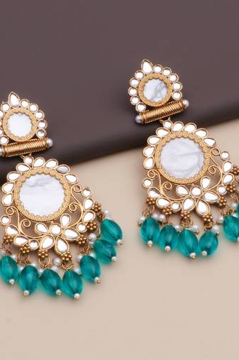 Kundan type zumka earring for girls