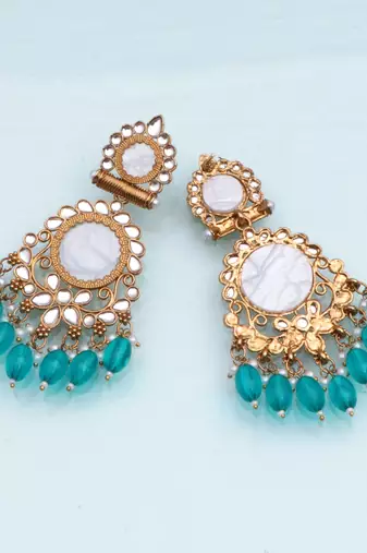 Kundan type zumka earring for girls