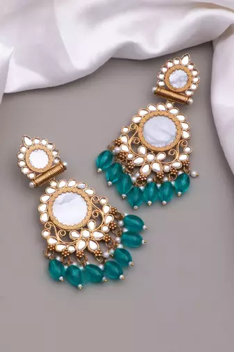 Kundan type zumka earring for girls