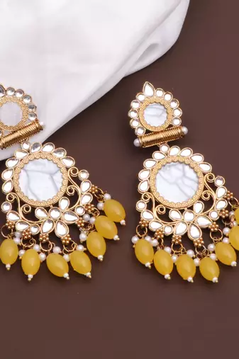 Kundan type zumka earring for girls