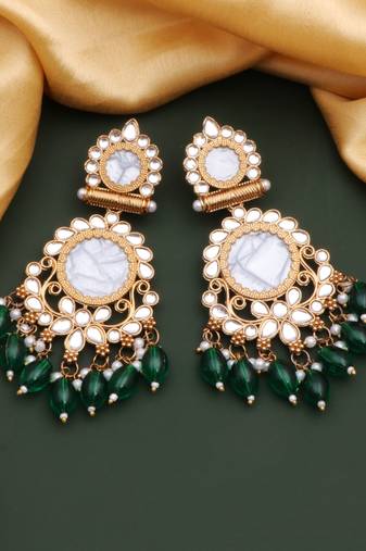 Kundan type zumka earring for girls