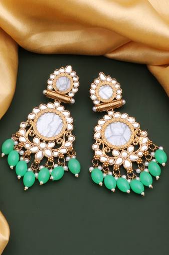 Kundan type zumka earring for girls
