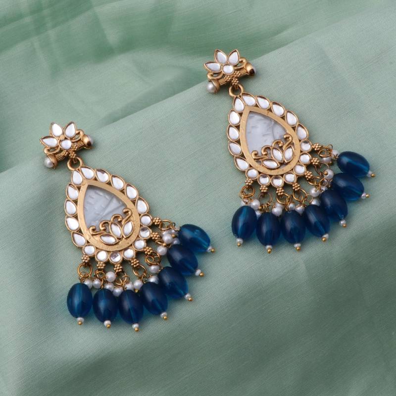 Kundan type zumka earring for girls