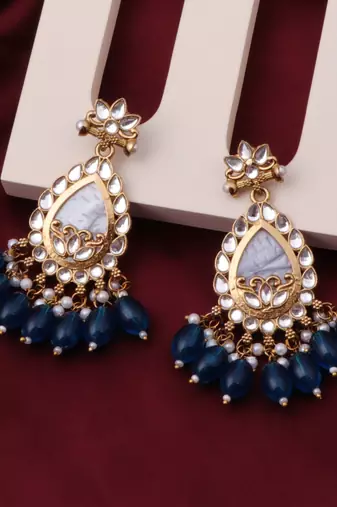 Kundan type zumka earring for girls
