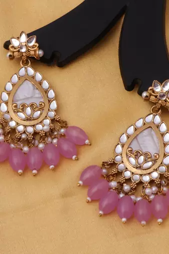 Kundan type zumka earring for girls