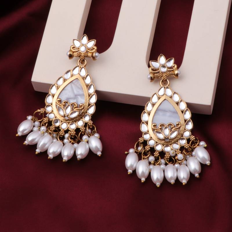 Kundan type zumka earring for girls