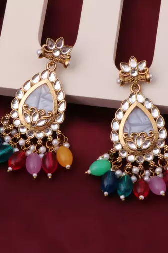 Kundan type zumka earring for girls