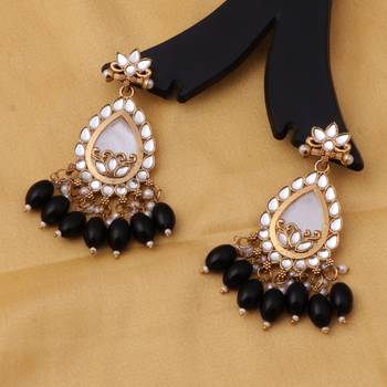 Kundan type zumka earring for girls 1