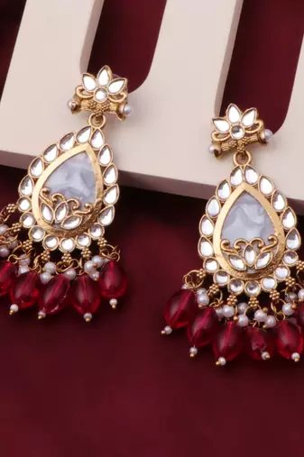 Kundan type zumka earring for girls
