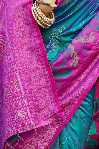 Teal blue pochampalli silk blend saree for women 
