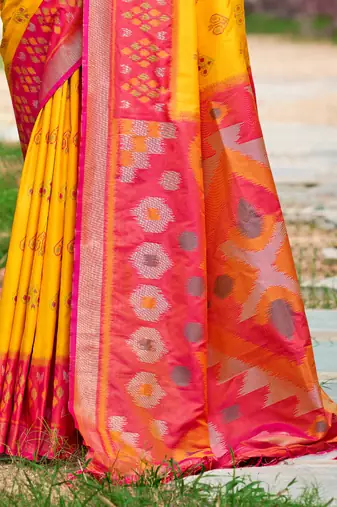 Yellow pochampalli silk blend saree 