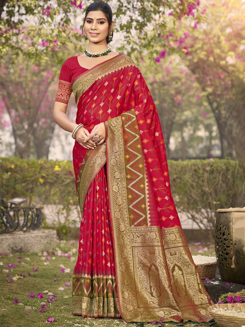Red pochampalli silk blend saree | elegant traditional wedding & festive wear saree